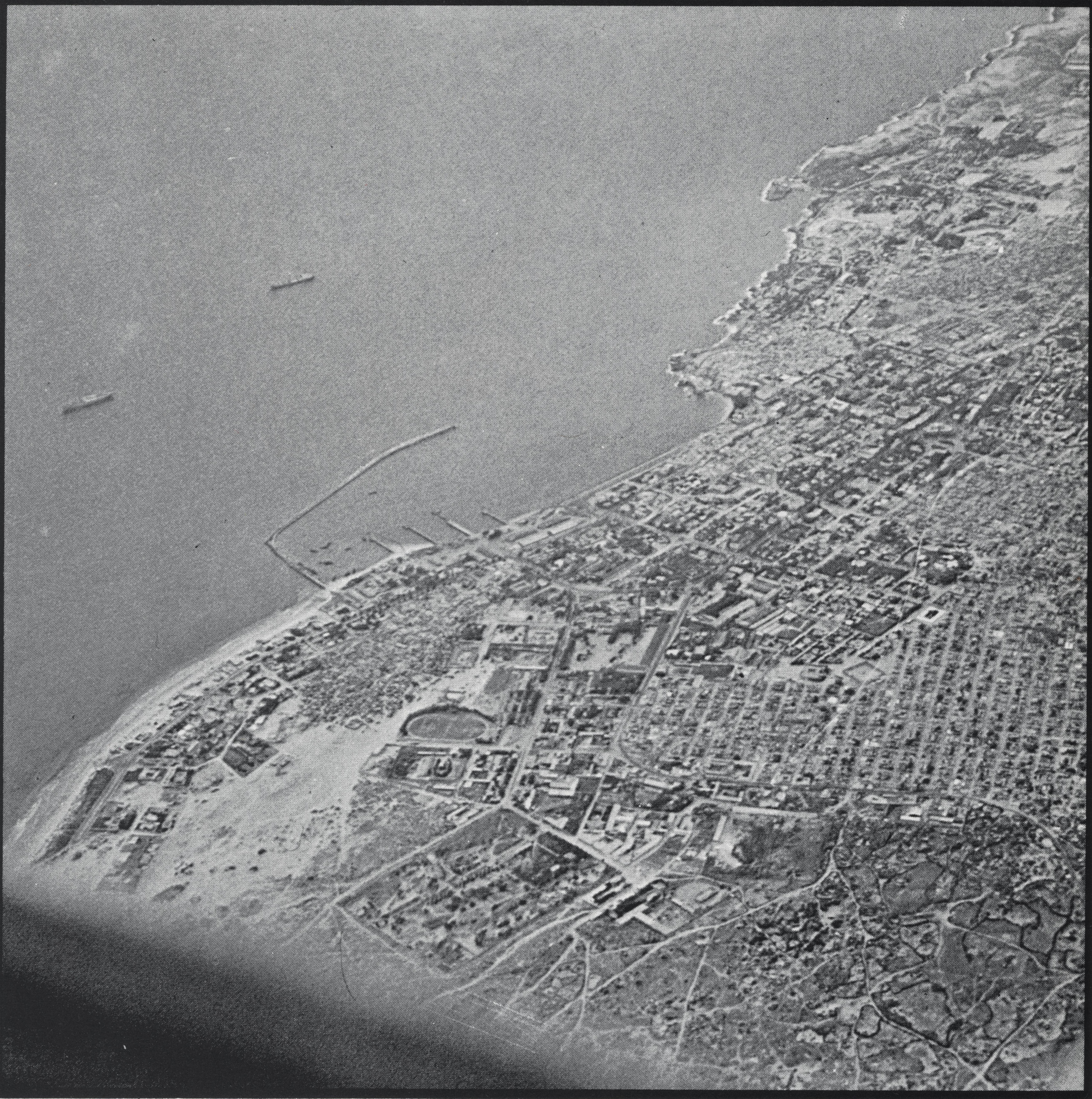The city of Mogadishu from the air during the 1970s